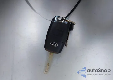 2020 Kia Rio S z USA, uszkodzony, nr VIN 3KPA24AD2LE285190